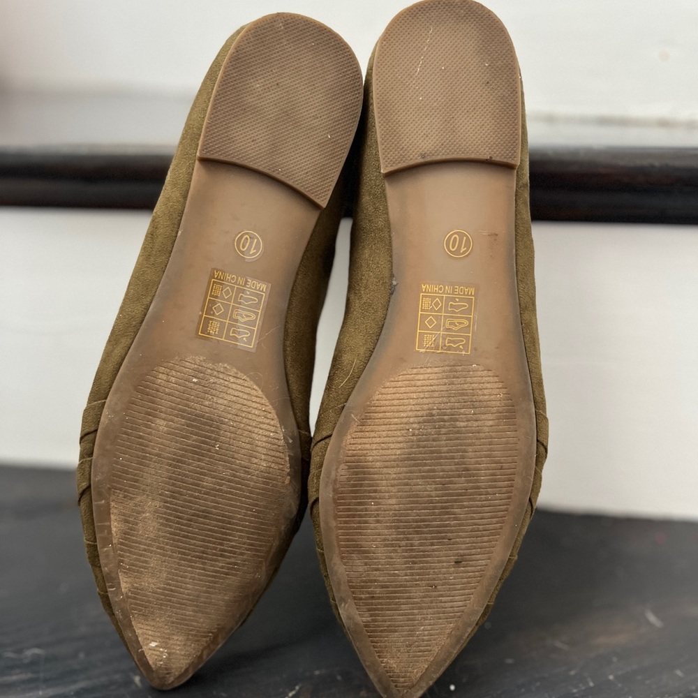 Journee Collection Womens Mindee Loafer Vegan Suede Criss Cross Pointed Toe 10 - Picture 2 of 9